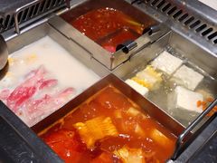 -海底捞火锅鲜切牛肉主题店(长寿路店)