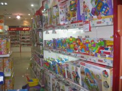 -爱婴室(上海嘉定罗宾森广场店)