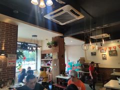 大堂-水碾河刘老大串串香(水碾河路店)