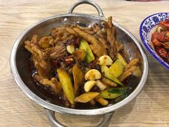 -江城燕子大排档(江汉路步行街店)