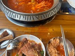 -喇喇排骨火锅·传统韩式脊骨汤(望京西园总店)