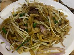 乾炒牛河-雄伟美食(高沙中街店)