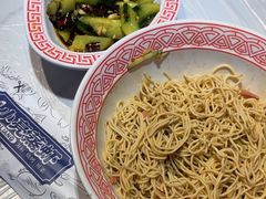 -石牌岭小亮蒸虾•湖北老字号(左岭店)
