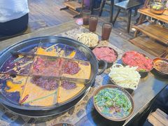 -正南齊北重庆老火锅(光华村直营店)