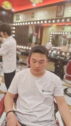 -东方先生国潮男士理发馆
