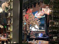 -胡桃里音乐餐厅(陶溪川店)(川湘赣菜·世界百大酒庄直供红酒·音乐表演)