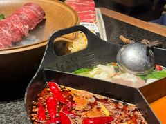 -三出山火锅(南京万象天地店)