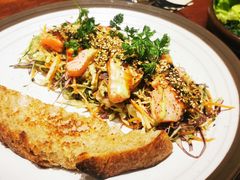 烤三文鱼沙拉-O'mills Sourdough Bakery&Bistro(永嘉路店)