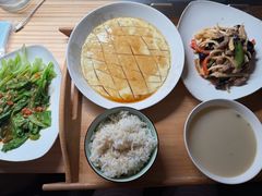 -佳禾月嫂育儿嫂(拱墅店)