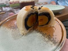 蛋黄酥-冬日咖啡