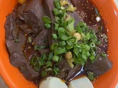 煮鸭血-屈礼洪