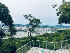 -鹿回头风景区