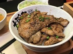 -熊吞·大碗丼烧肉饭(济宁万达广场店)