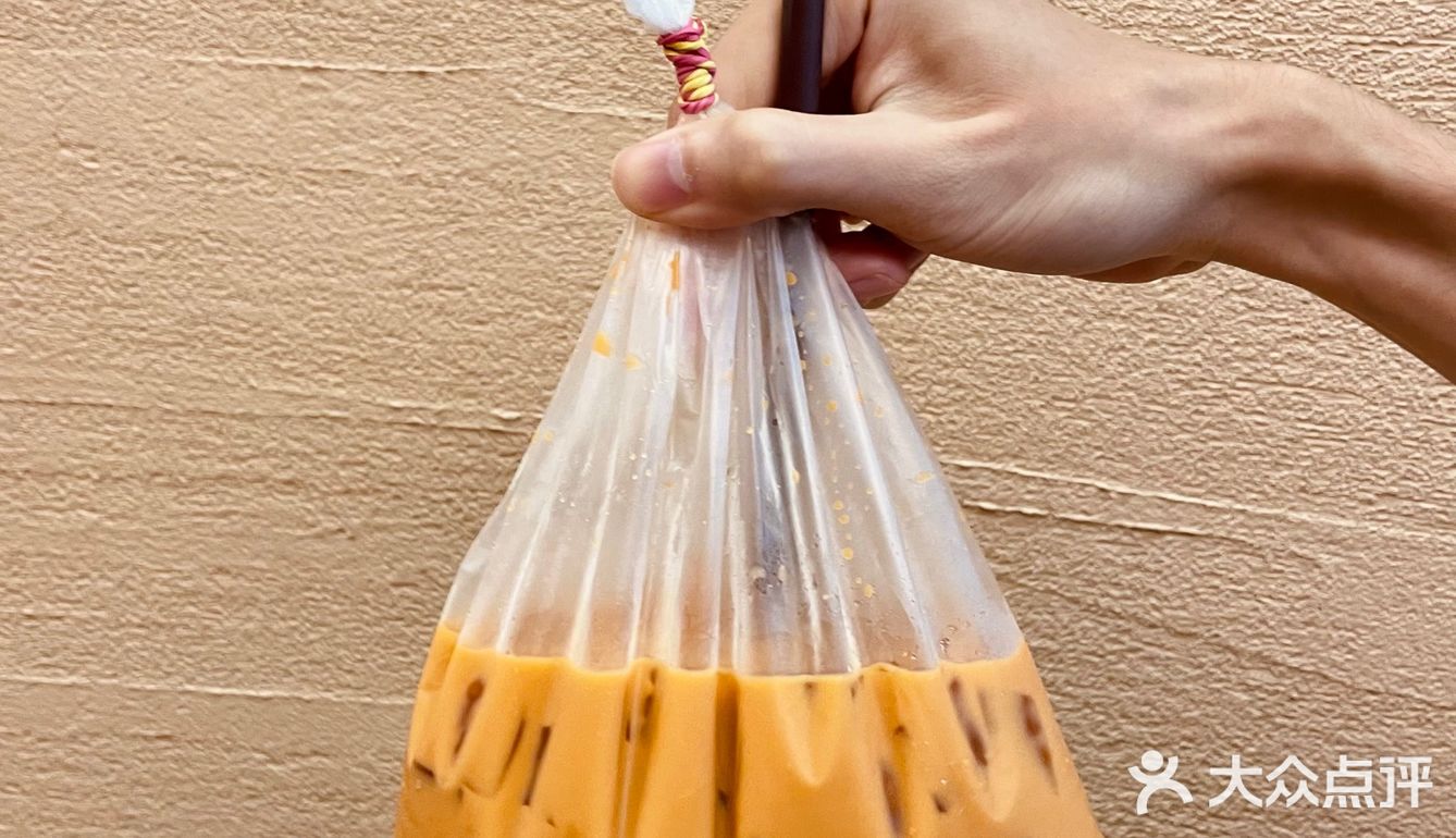 南宁泰奶探店丨袋装泰式奶茶咖啡平价超好喝