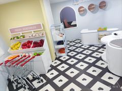 -蓝鲸奇亲子游泳俱乐部