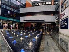 -浦江城市生活广场(江月路店)