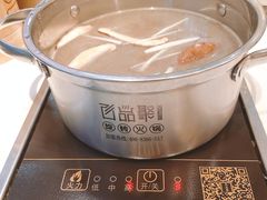 菌汤锅底-百品聚旋转火锅(号外店)