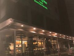 -上海浦东假日酒店