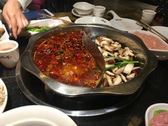 -纸盐河码头火锅(十八梯店)