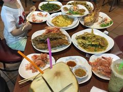 -班赞海鲜市场胖阿姨加工点