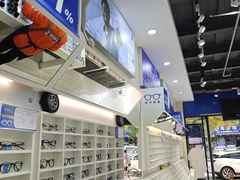-诺柯视眼镜-蔡司依视路官方工厂店(淞南一店)