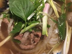 -美奈小馆·越南料理(中航城君尚购物中心店)