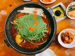 -喇喇排骨火锅·传统韩式脊骨汤(望京西园总店)