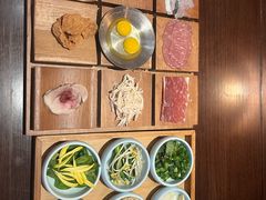 -银米·云南传统过桥米线(双廊黑金冠店)