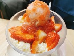 草莓提拉米苏芝士雪-满记甜品(苏州中心店)