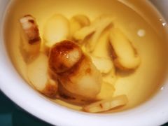 山泉水松茸汤-小大董·烤鸭(凤凰汇店)