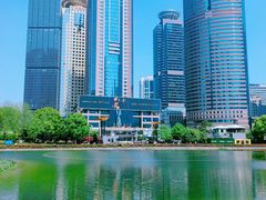 -陆家嘴中心绿地