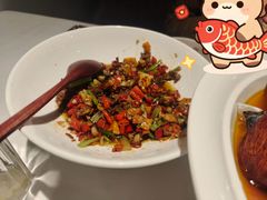 小炒黄牛肉-俏湘厨•地道湘菜(建华南路店)