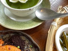 -包整·丝娃娃(甲秀楼景观店)
