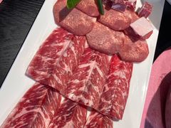 牛肉拼盘-行家海鲜火锅酒家(静安寺店)