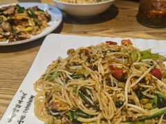 -牛八宝桂林米粉(八里庄店)