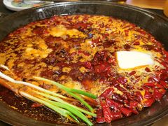 -沸炉重庆老火锅(军事博物馆店)