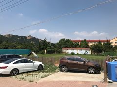 -趣玩宠物乐园寄养训犬训狗游泳池