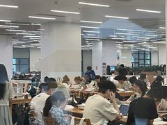 -厦门市图书馆(集美新城馆区)