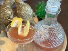 -Chom Cafe and Restaurant