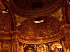 -皮拉尔圣母圣殿主教座堂