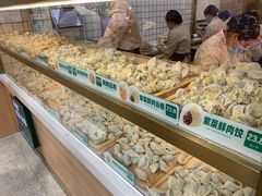 面包甜点陈列柜-袁记云饺(蛇口店)