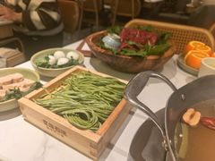 -左庭右院鲜牛肉火锅(七宝领展广场店)