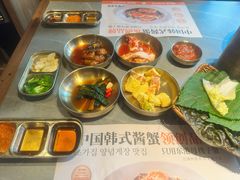 -草家酱蟹炭火烤肉店(珲春南路一店)