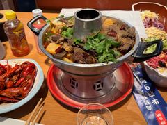 -华府九号海鲜烧烤大排档(龙域店)