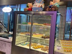 面包甜点陈列柜-东莞旗峰山酒店及行政公寓·莱斯西餐厅