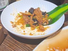 -魁盛居百年鲁菜馆(县西巷店)