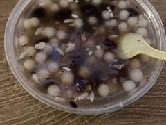 -芳婆糕团店(王府大街店)