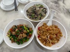 酸萝卜炒肉-红色湘菜馆(春风店)
