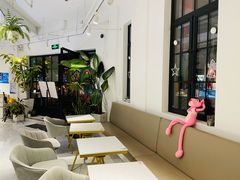 -Fridi Patisserie Cafe