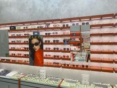 -吴良材眼镜(南翔印象城MEGA店)